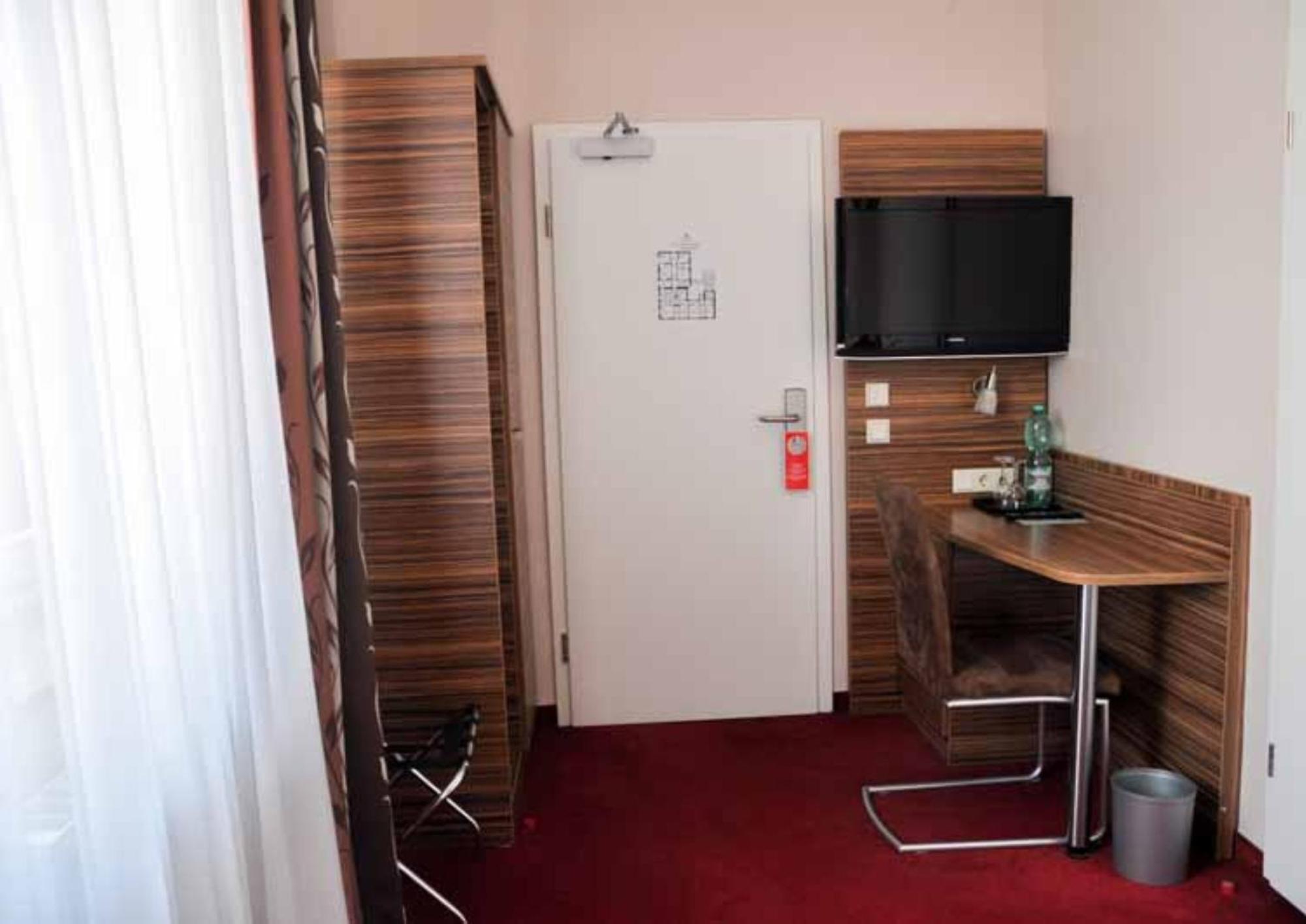 Erde Hotel Erlangen Buitenkant foto