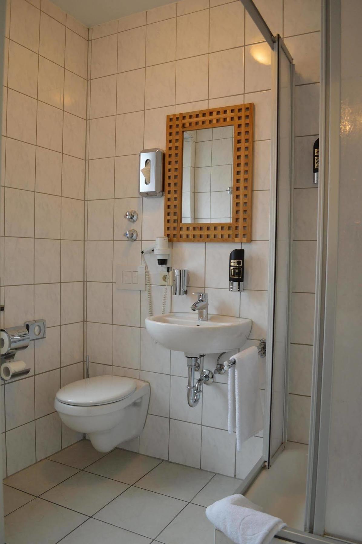 Erde Hotel Erlangen Buitenkant foto